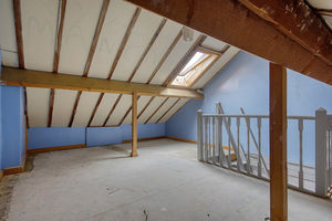 Loft Room- click for photo gallery